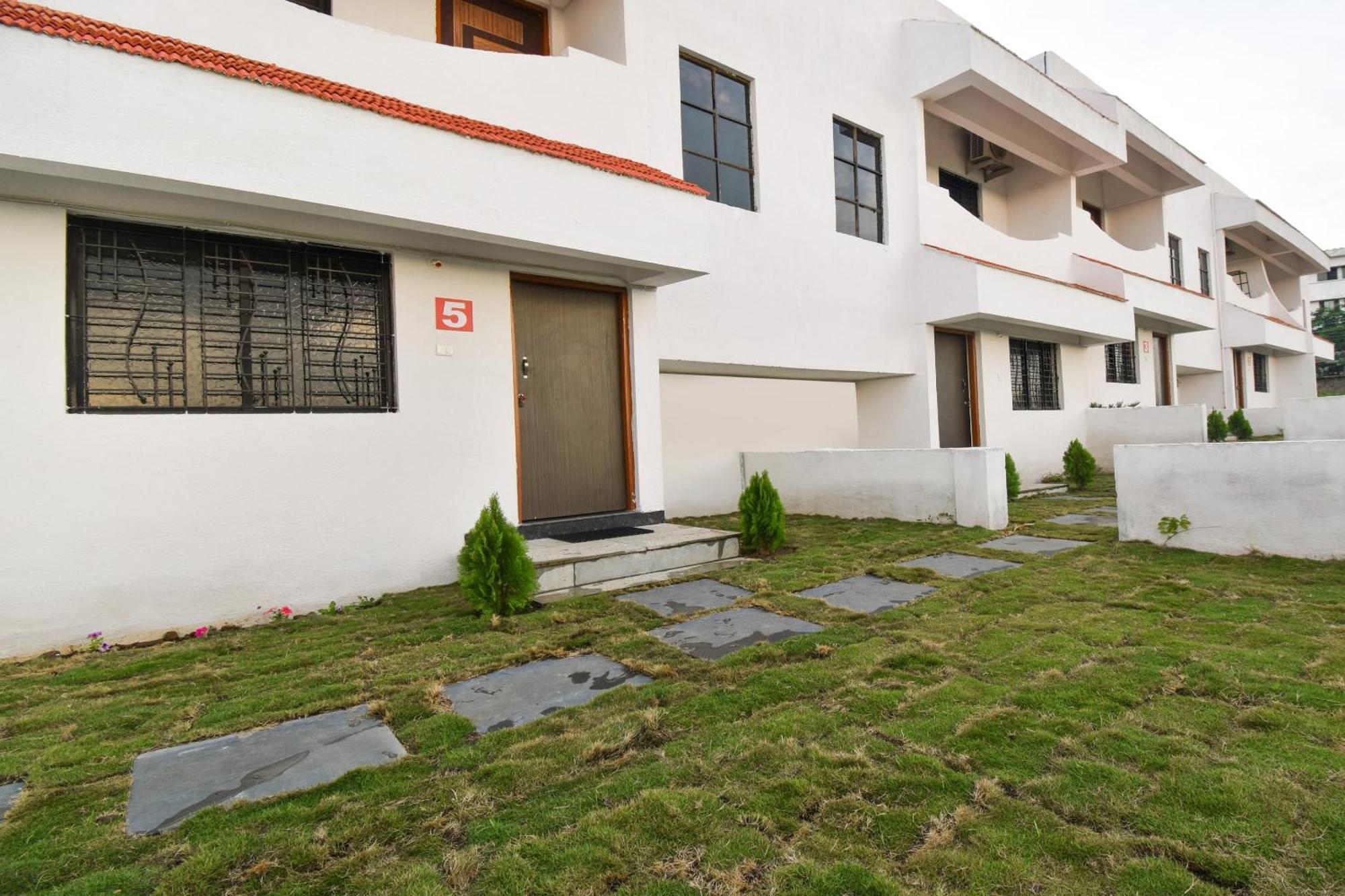 Spot On Carnival Resorts Raipur  Экстерьер фото